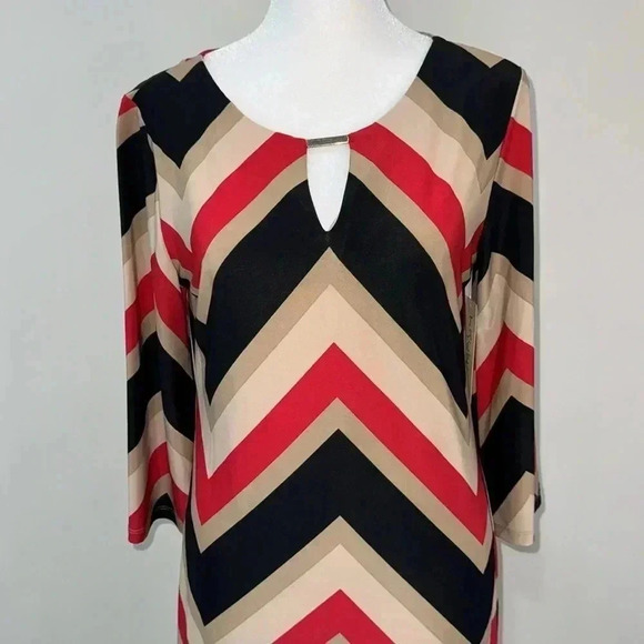 Tacera Chevron Print 3/4 Sleeve Dress - Picture 2 of 7